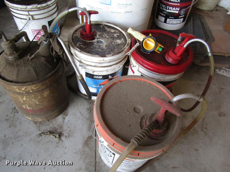 image for item EI9351 Hardware and parts