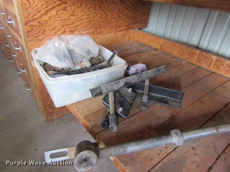 image for item EI9353 Tools