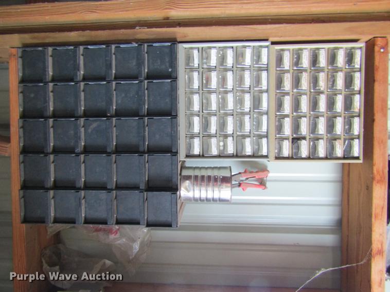 image for item EI9353 Tools