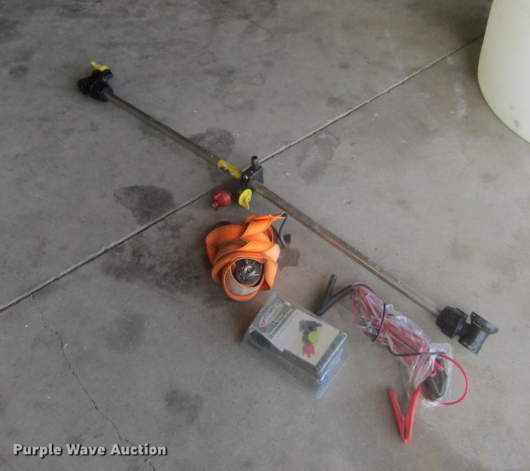 image for item EI9355 (2) sprayers