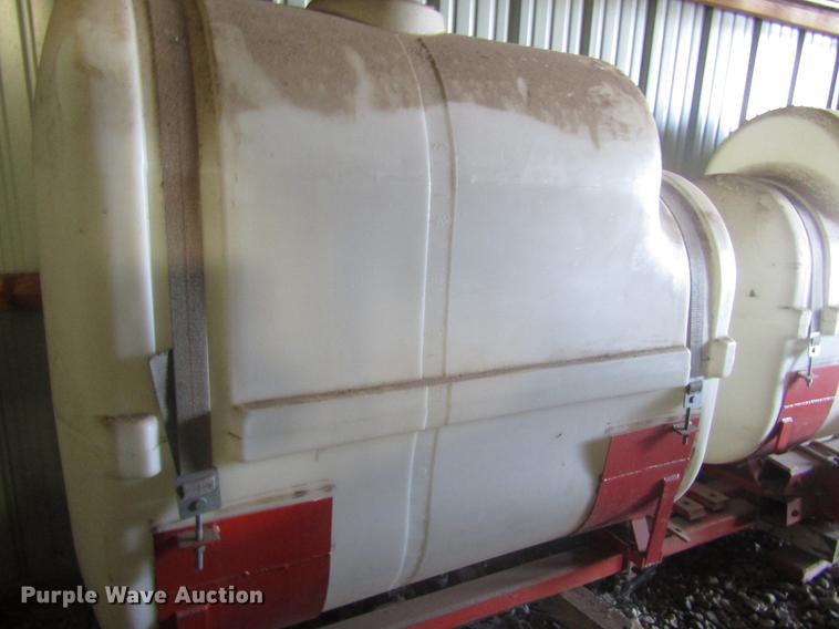 image for item EI9357 (2) poly saddle tanks