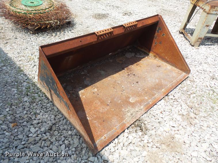 image for item EJ9443 73"W skid steer bucket