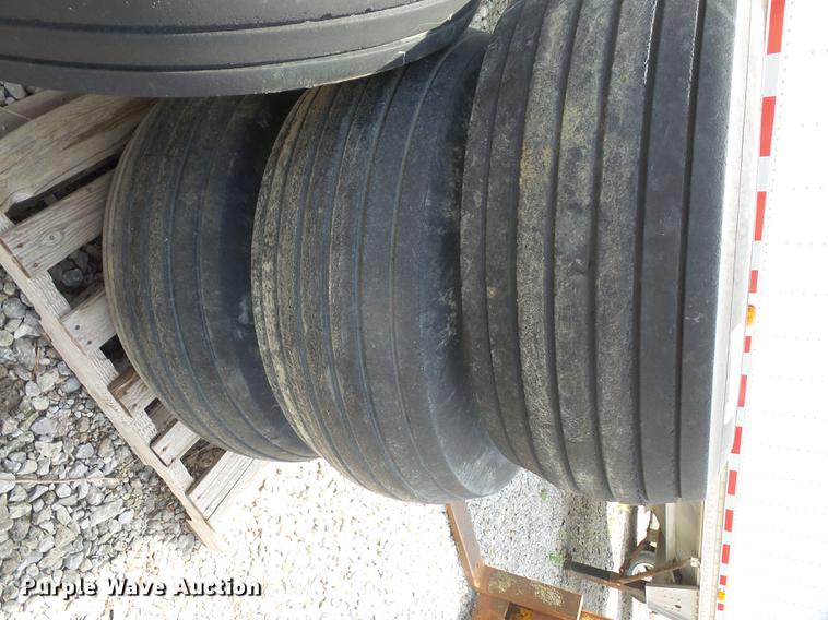 image for item EJ9445 (4) Titan 16.5-16.1 tires and wheels