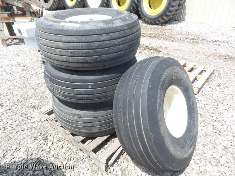 image for item EJ9446 (4) Titan 16.5-16.1 tires and wheels