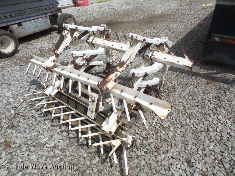 image for item EJ9448 Harrows