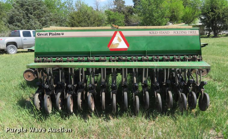 image for item EJ9600 Great Plains Solid Stand 30 grain drill