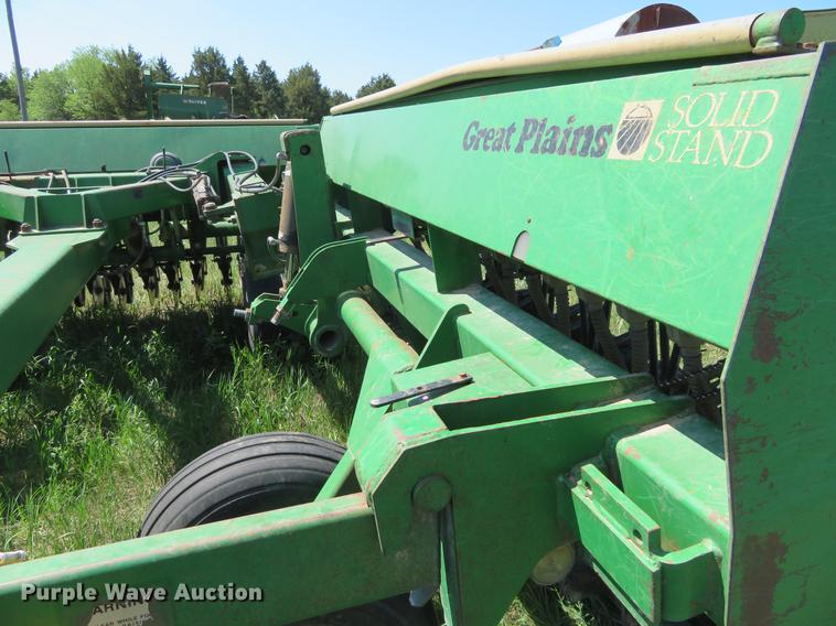 image for item EJ9600 Great Plains Solid Stand 30 grain drill