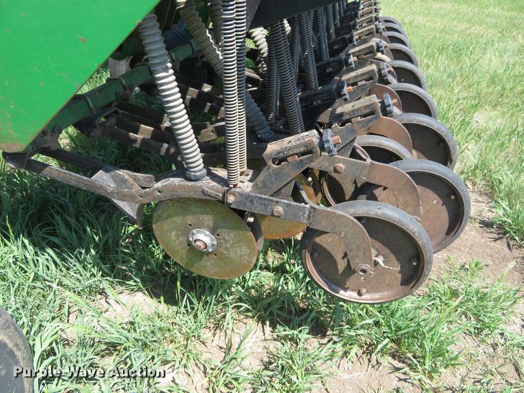 image for item EJ9600 Great Plains Solid Stand 30 grain drill