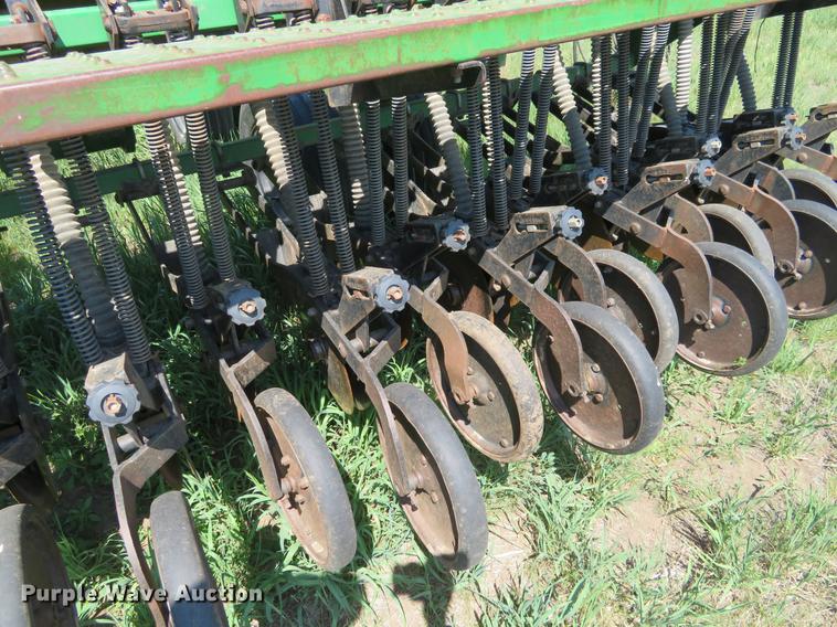 image for item EJ9600 Great Plains Solid Stand 30 grain drill