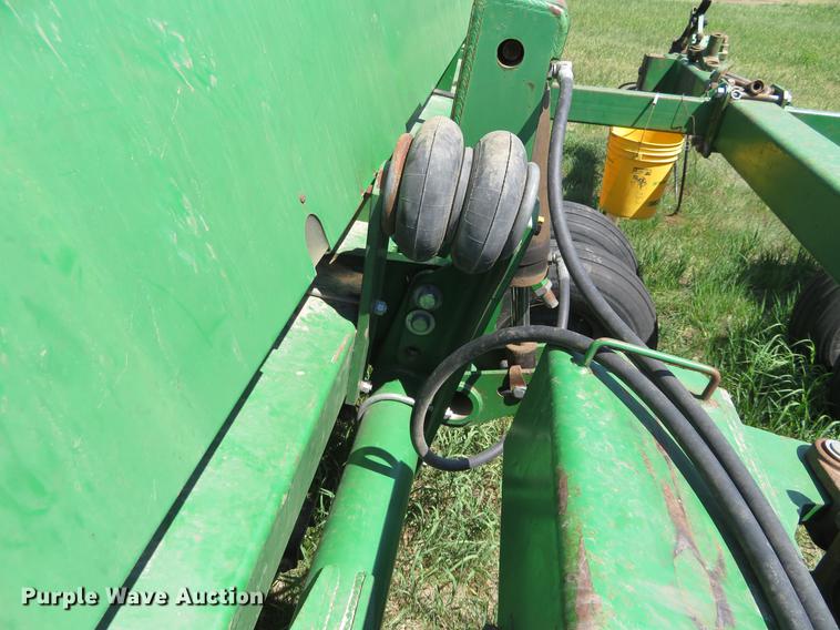 image for item EJ9600 Great Plains Solid Stand 30 grain drill