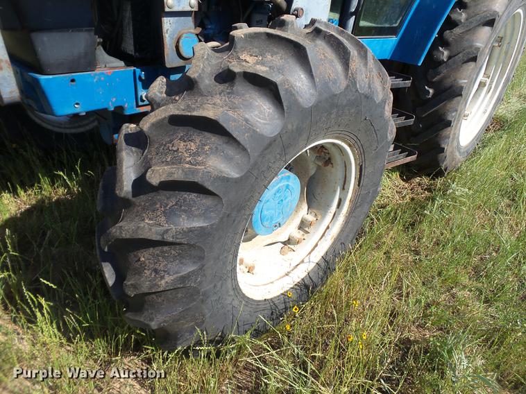 image for item EN9570 1993 Ford 7740 MFWD tractor