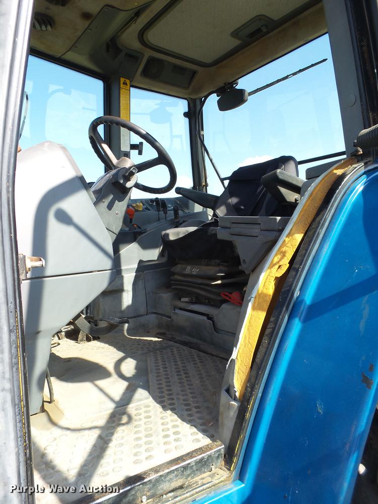 image for item EN9570 1993 Ford 7740 MFWD tractor