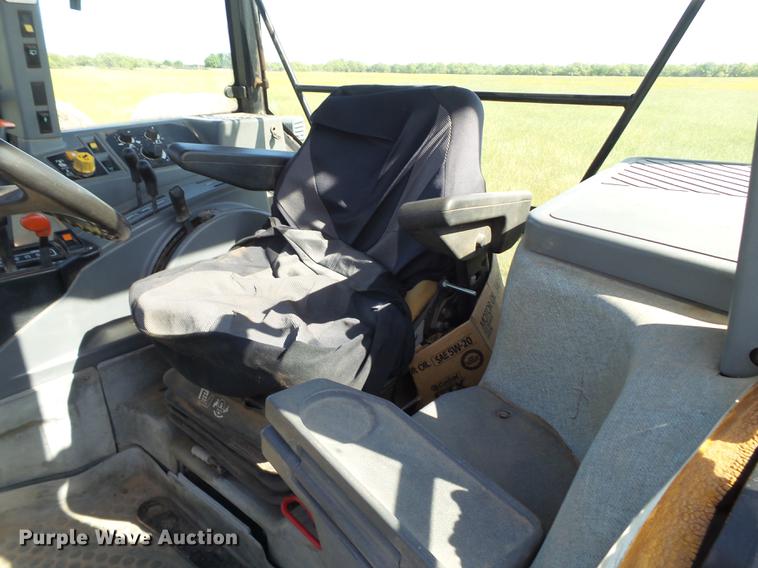 image for item EN9570 1993 Ford 7740 MFWD tractor