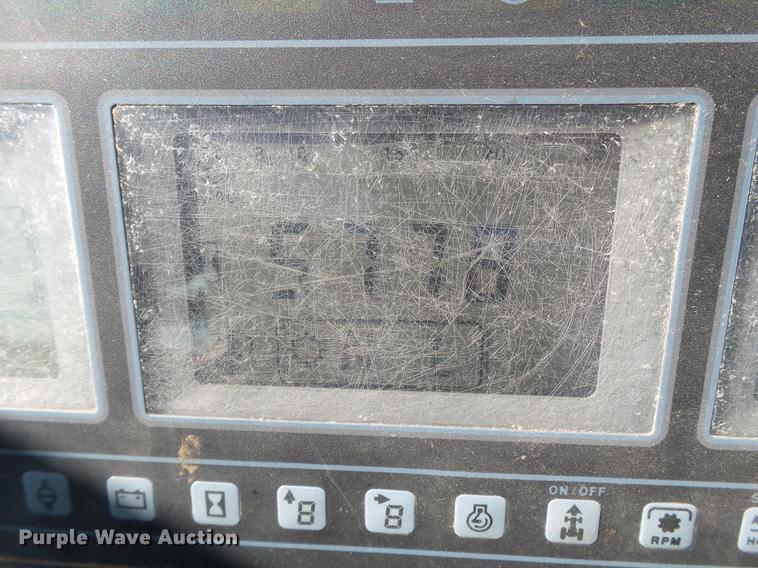 image for item EN9570 1993 Ford 7740 MFWD tractor