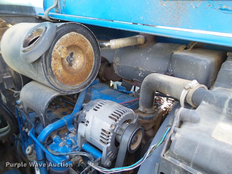 image for item EN9570 1993 Ford 7740 MFWD tractor