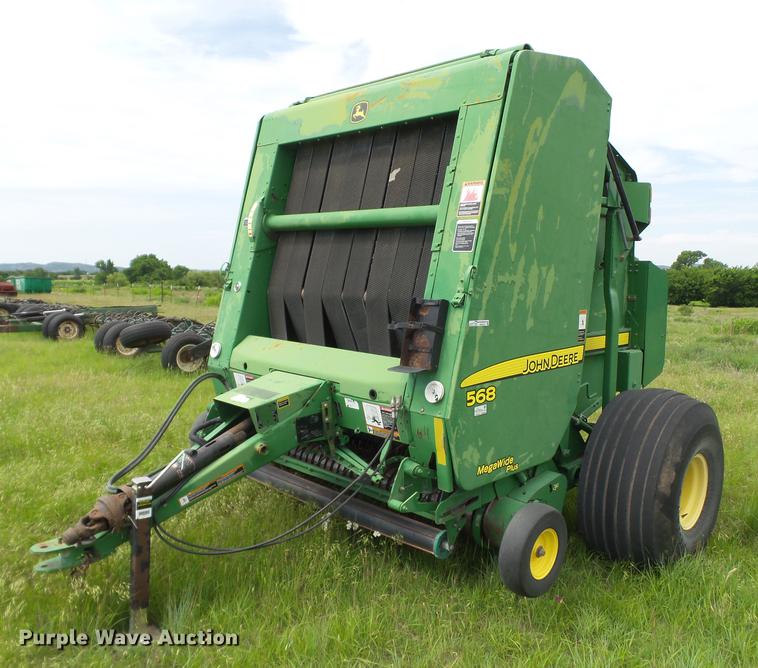 image for item EN9572 2008 John Deere 568 Mega Wide Plus round baler