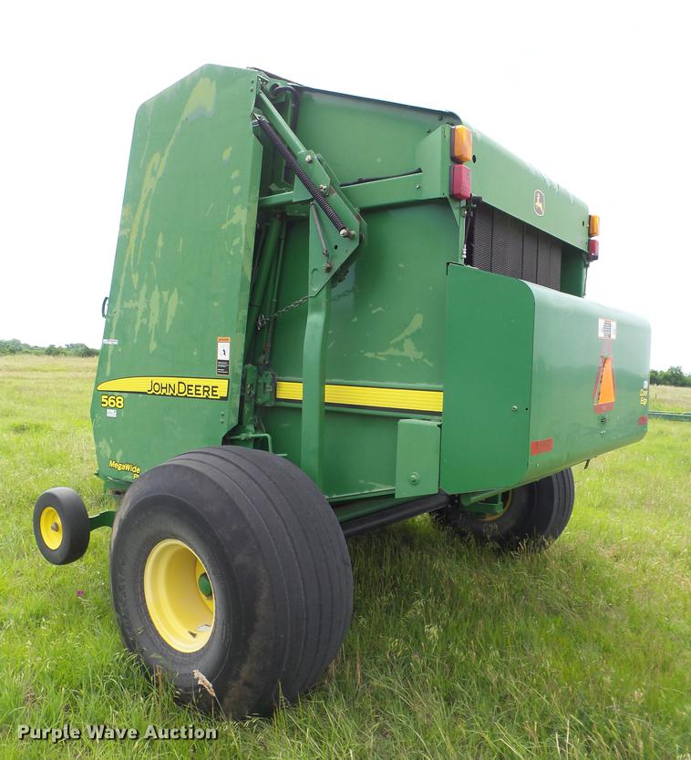 image for item EN9572 2008 John Deere 568 Mega Wide Plus round baler