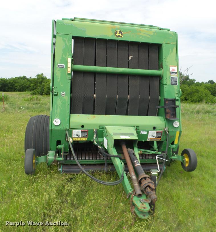 image for item EN9572 2008 John Deere 568 Mega Wide Plus round baler