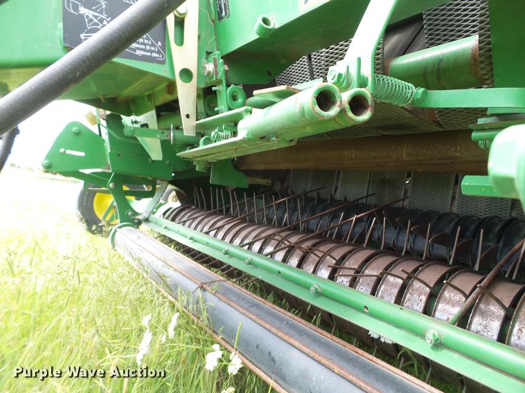 image for item EN9572 2008 John Deere 568 Mega Wide Plus round baler
