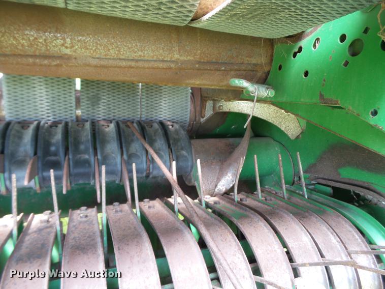 image for item EN9572 2008 John Deere 568 Mega Wide Plus round baler