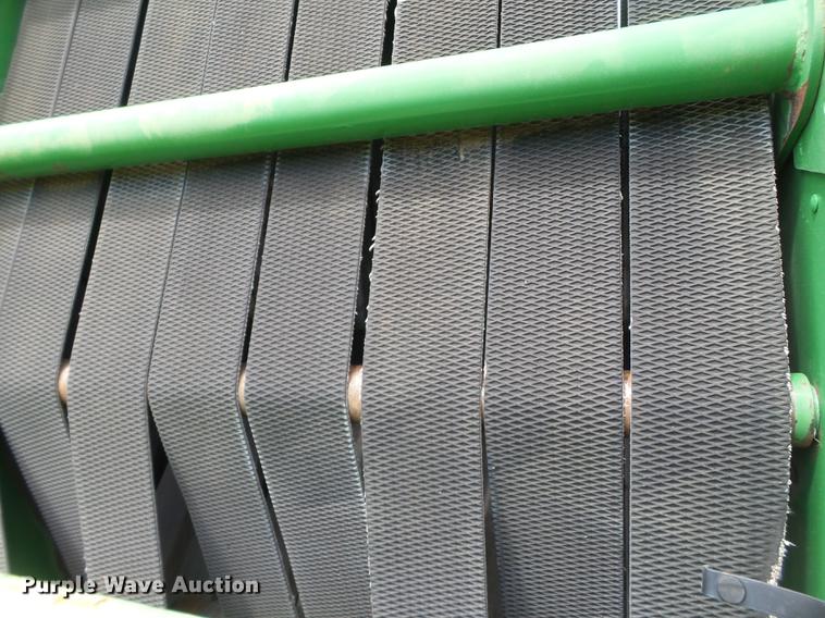 image for item EN9572 2008 John Deere 568 Mega Wide Plus round baler