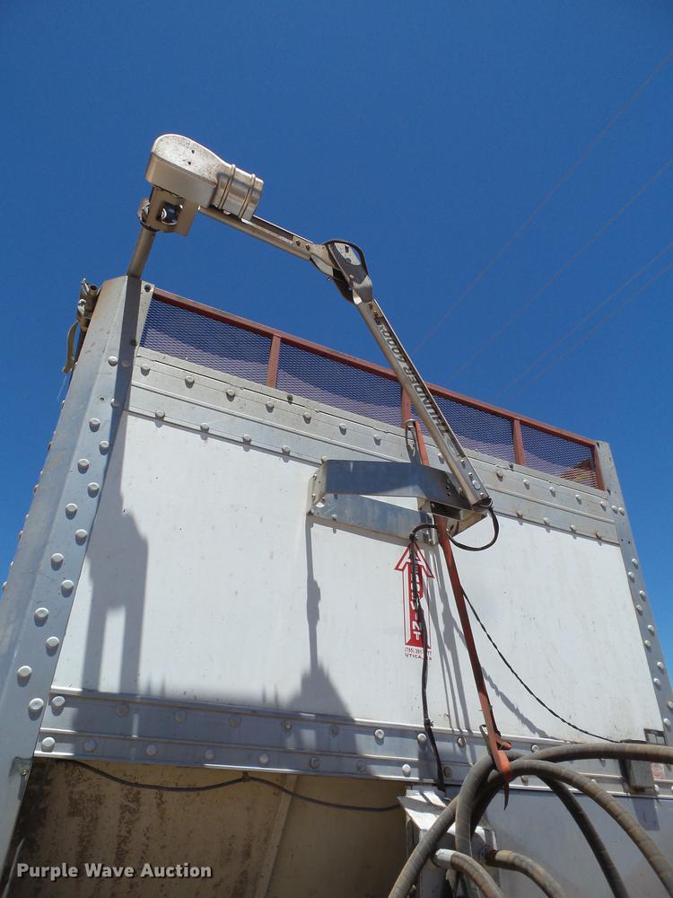 image for item EN9579 2006 Aeroswint live bottom silage trailer