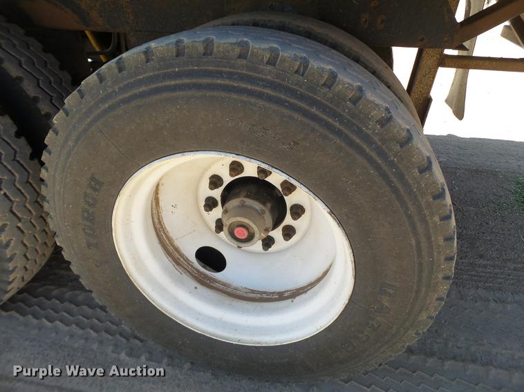 image for item EN9579 2006 Aeroswint live bottom silage trailer