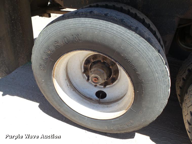 image for item EN9579 2006 Aeroswint live bottom silage trailer