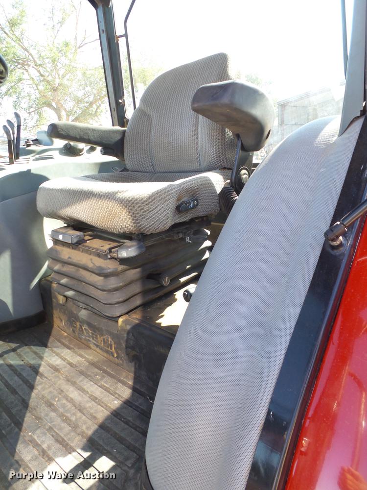 image for item EN9581 2002 Case IH MX170 MFWD tractor