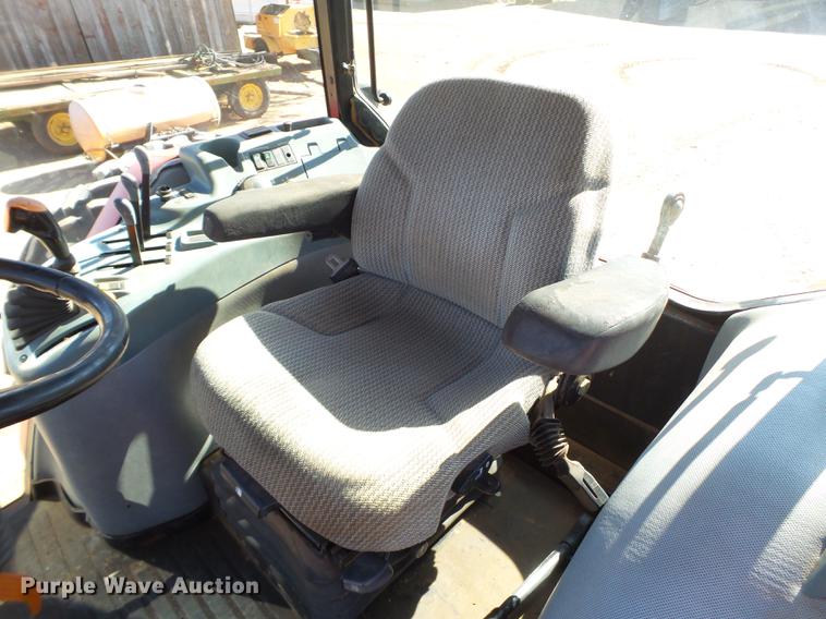 image for item EN9581 2002 Case IH MX170 MFWD tractor