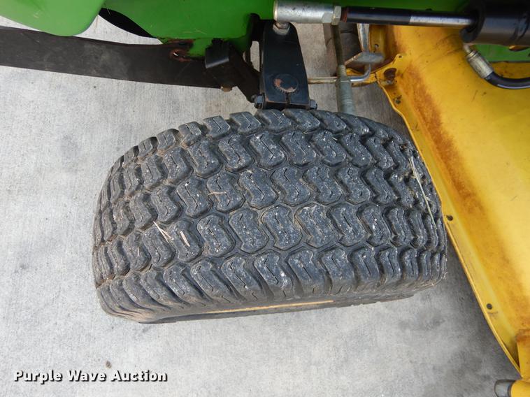 image for item EQ9553 John Deere GX345 lawn mower