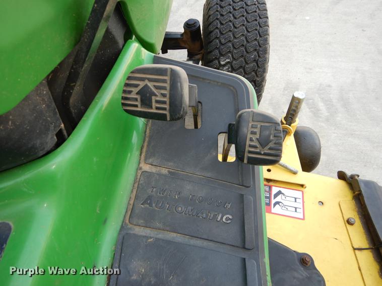 image for item EQ9553 John Deere GX345 lawn mower
