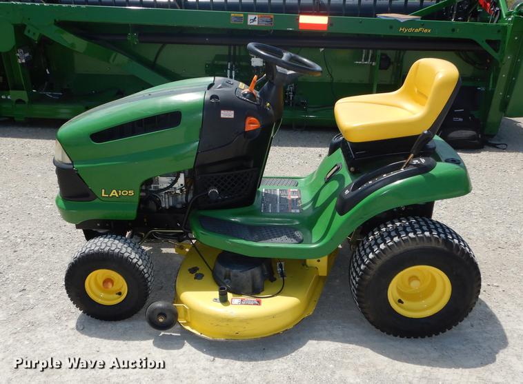 image for item EQ9960 John Deere LA105 lawn mower