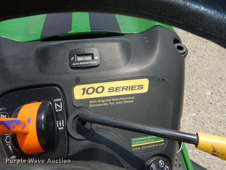 image for item EQ9960 John Deere LA105 lawn mower