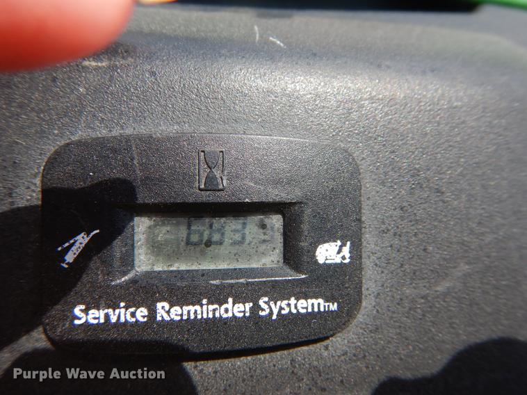 image for item EQ9960 John Deere LA105 lawn mower