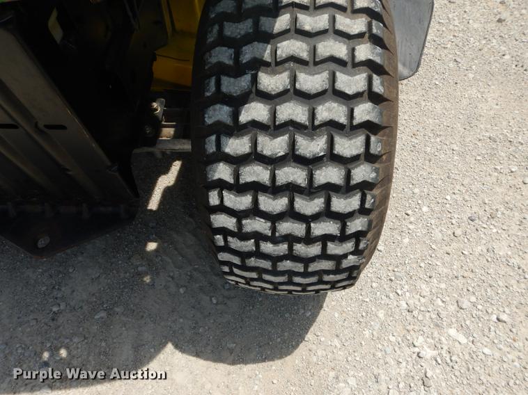 image for item EQ9960 John Deere LA105 lawn mower