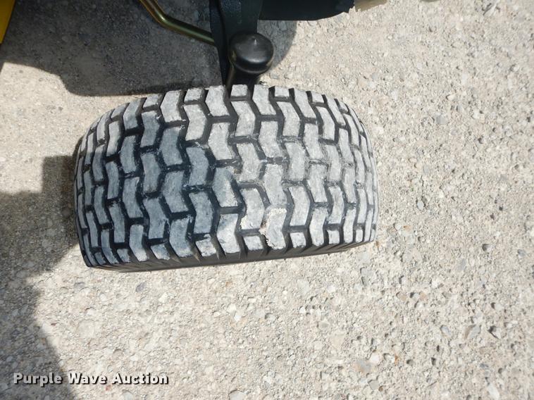 image for item EQ9960 John Deere LA105 lawn mower