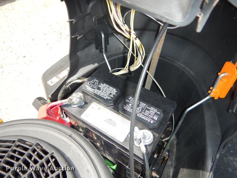 image for item EQ9962 John Deere D140 lawn mower