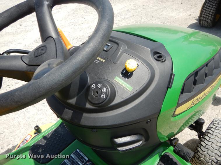 image for item EQ9962 John Deere D140 lawn mower