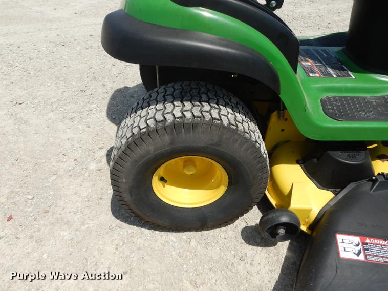 image for item EQ9962 John Deere D140 lawn mower