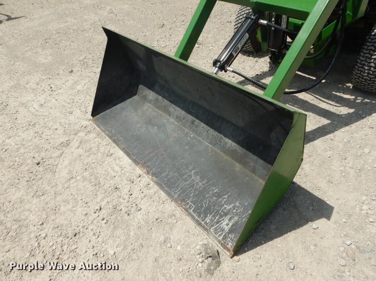 image for item EQ9963 John Deere 425 lawn mower