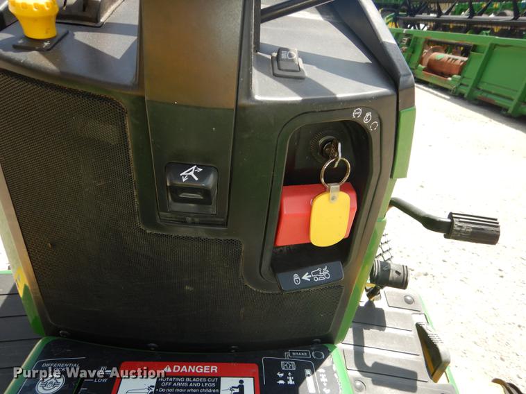 image for item EQ9963 John Deere 425 lawn mower