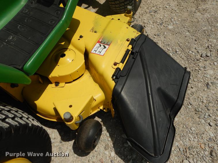 image for item EQ9963 John Deere 425 lawn mower