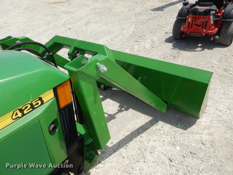 image for item EQ9963 John Deere 425 lawn mower