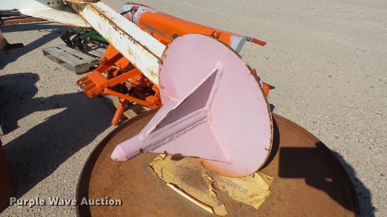 image for item ET9519 Roll-A-Bale hay mover