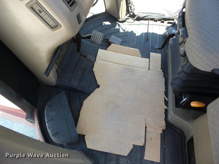 image for item J8508 2004 Case IH SPX4410 sprayer