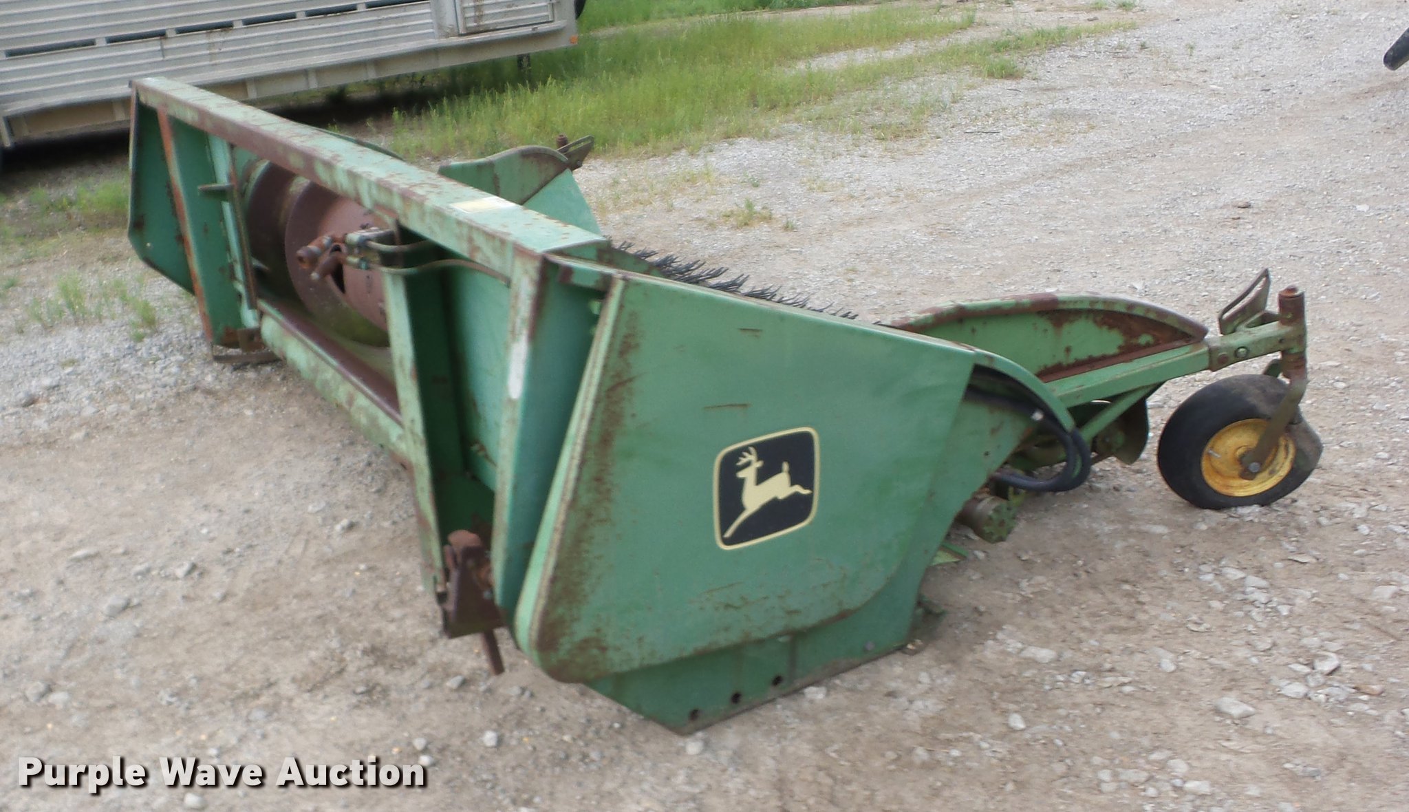 John Deere 912 pickup head in Asbury, MO Item BI9536 sold Purple Wave