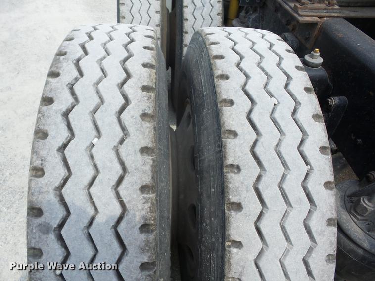 image for item BI9518 1997 Kenworth W900 semi truck