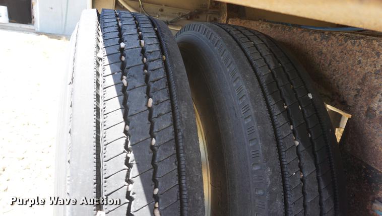 image for item DB6007 1998 Timpte double hopper bottom grain trailer