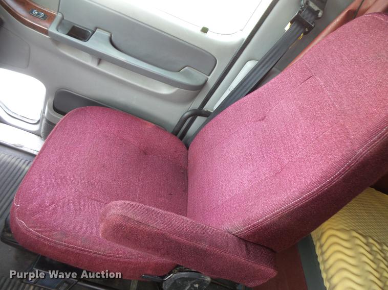 image for item DC1212 2003 Freightliner Century Class ST120 semi truck